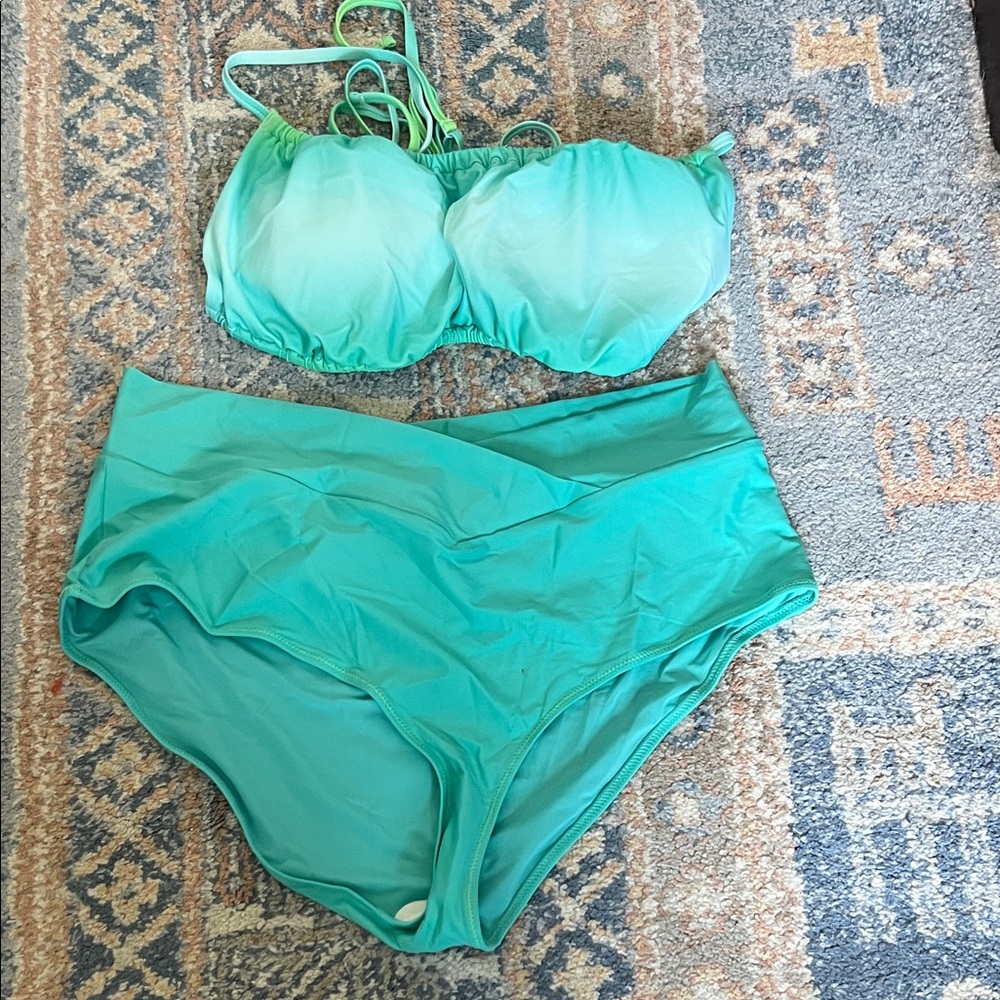 NWT Women's Teal Bikini Set